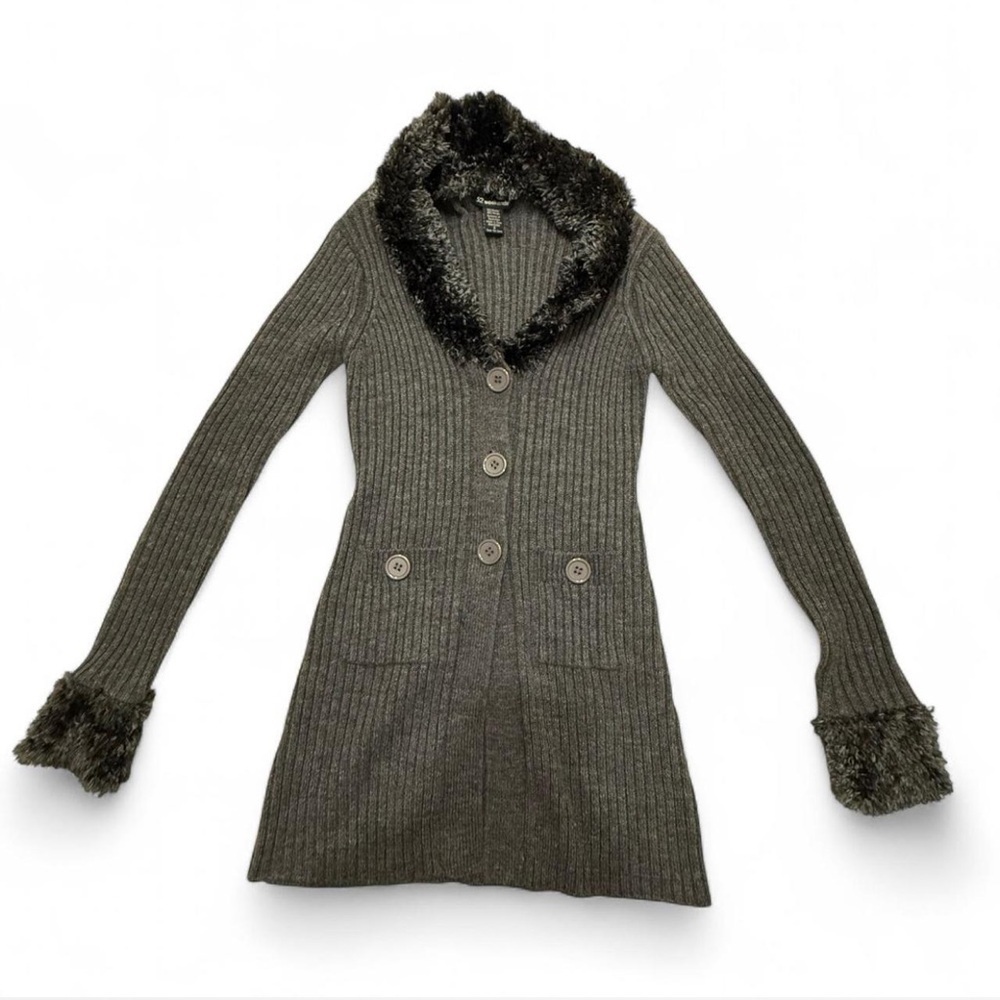 52 Weekends Charcoal and Black Fuzzy Sweater Vintage